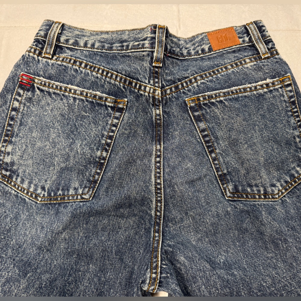 BDG High Rise Distressed Denim Jeans - Picture 5 of 8
